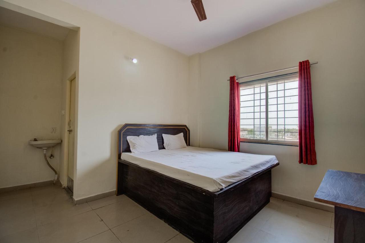Spot On Green Valley Inn Araku Esterno foto